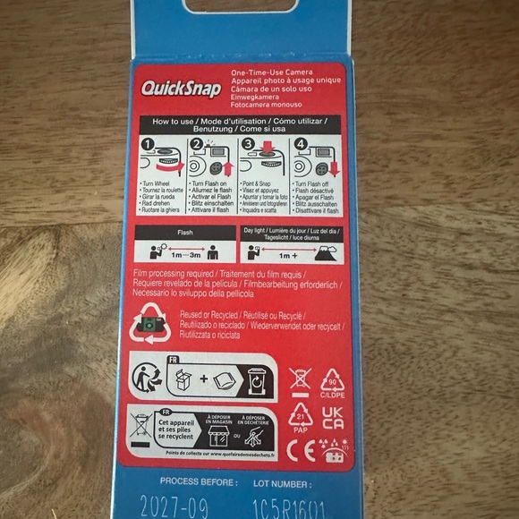 QuickSnap Disposable Camera - Picture 3 of 4